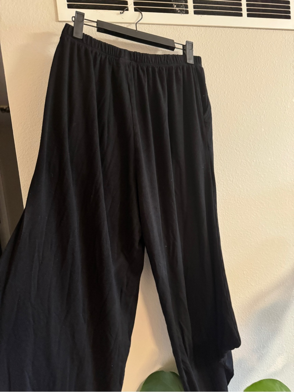 Women’s Bryn Walker XS Black Elastic-Waist Wide-Leg Pants